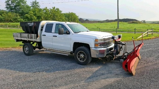 2015 Chevrolet 2500 Flatbed Truck