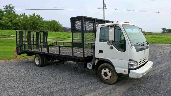 2007 Isuzu Flatbed Truck