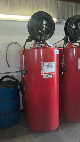 Turner Tanks Oil Holding Tank w/ Pump