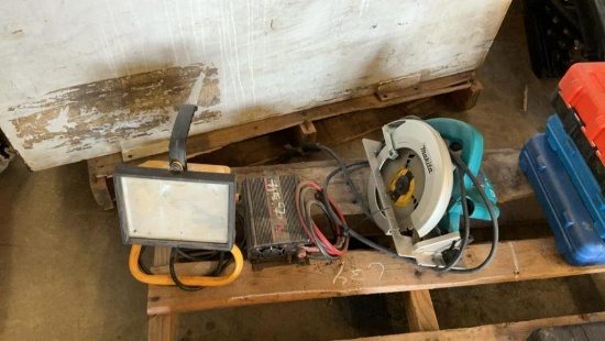 Makita Circular Saw, Inverter and Light