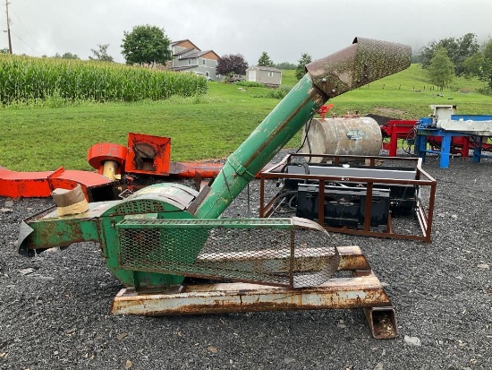 Mitts & Merrill Brush Chipper