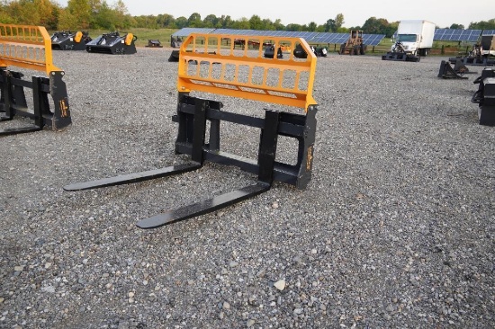 Unused Landhonor Skid Steer Pallet Fork - Middlebury, IN