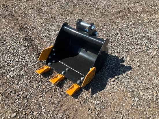 16" Toothed Mini Excavator Bucket