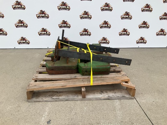 8 John Deere 45 KG Suitcase Weights & 1 Mounting Bracket