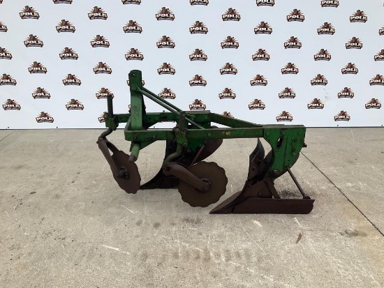 John Deere 2-Bottom Moldboard Plow