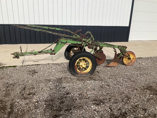 2-Bottom Pull-Type Moldboard Plow