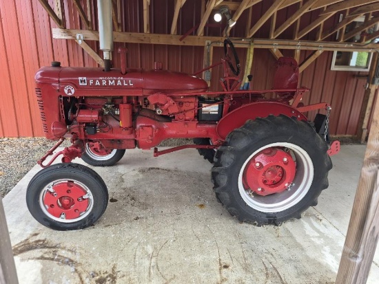 BENEFIT of the All Classical Radio - 1950 International Harvester Farmall Super A Tractor - Offsite