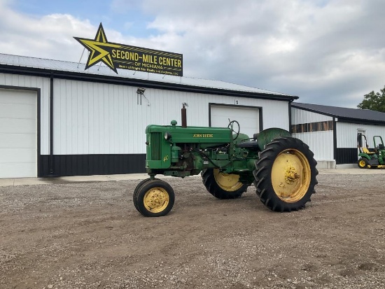 1953 John Deere 40 Tractor