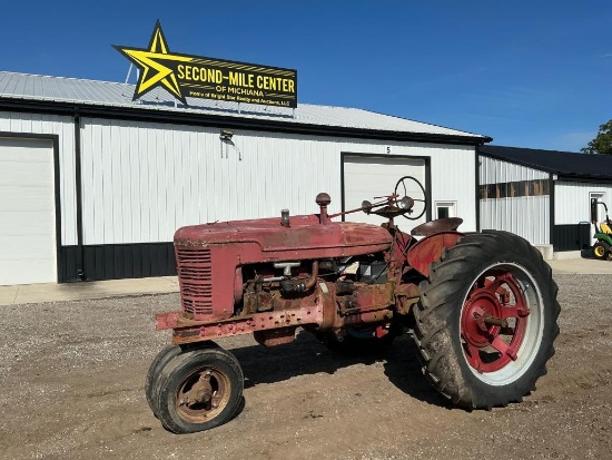 1940 IH Farmall M Tractor
