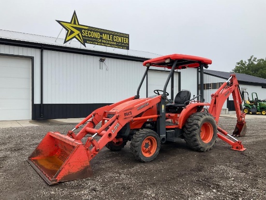 Kubota L39 Tractor Loader Backhoe