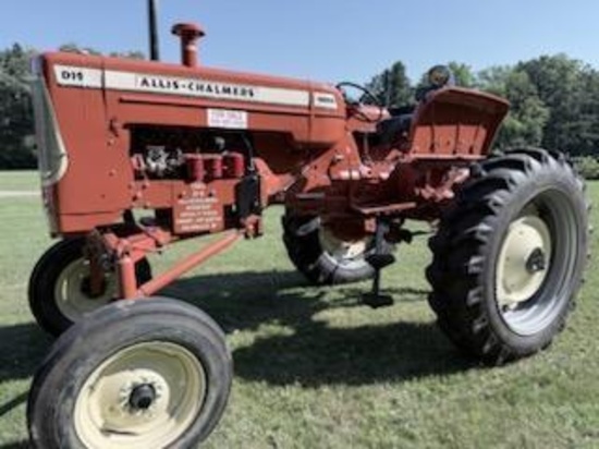 1964 Allis Chalmers D-19 High Crop Tractor - Off Site
