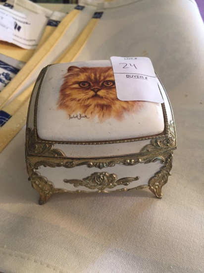 Vintage Toyo metal and ceramic music jewelry box with cat cover