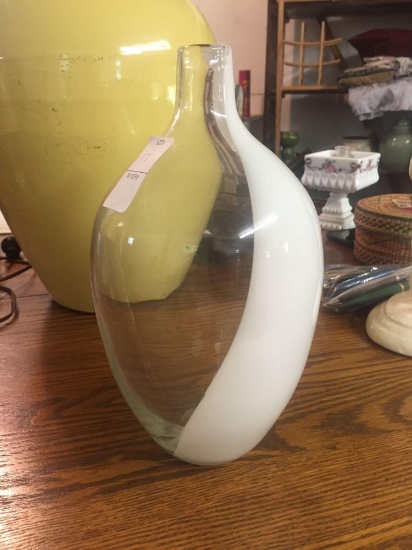 Wonderful art glass jug. Clear and white