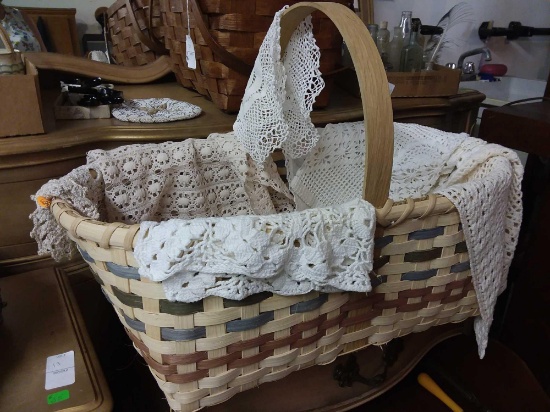 Blond Woven Picnic Basket with Contents. Nice linens