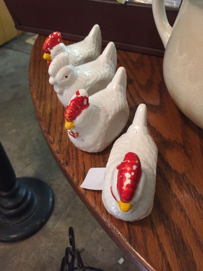Set of (4) ceramic Chicken napkin holders.