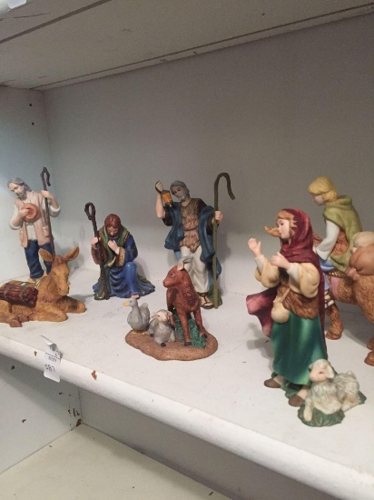 (7) Authentic Thomas Kinkade Nativity collection figurines