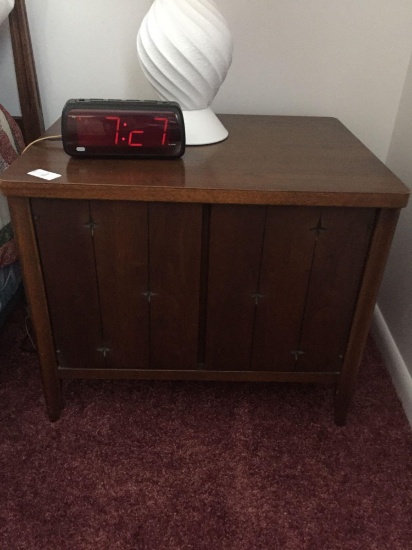 Pair of Vintage Modernage Night Stands