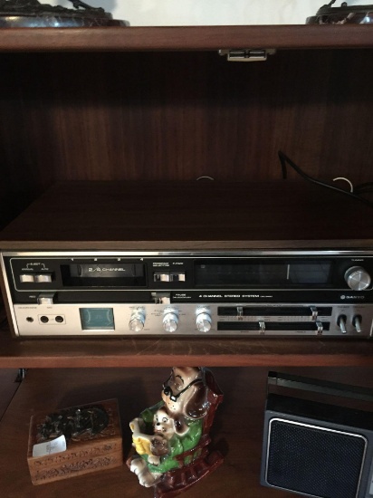 Sanyo 1979's Stereo In GREAT working condition w/ two realistic speakers and turn table