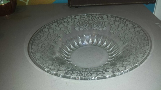 Beautifully Adorned Depression Florentine Etched Bowl, New Martinsville, 12.5"