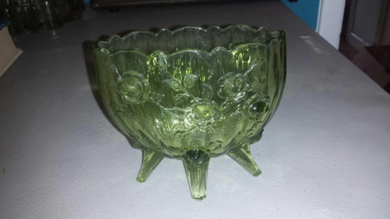 Lovely Footed Colonial Green Fenton Rose Vase
