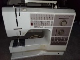 Bernina Sewing Machine in Case With XL Foot Petal