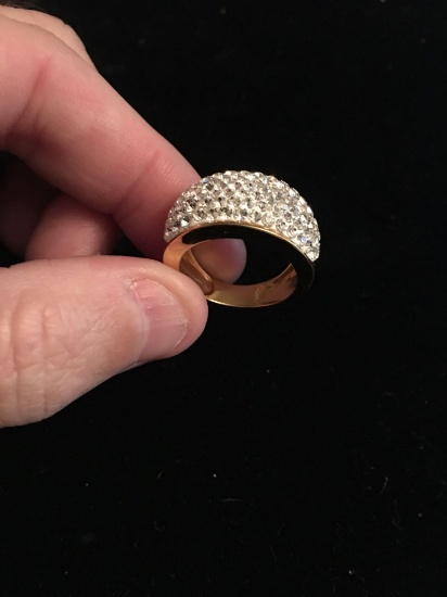 Gold wash Sterling cocktail ring with numerous rhinestones