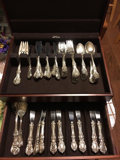 Heirloom Quality Reed & Barton Francis I Sterling Silver flatware set. 52 Pieces