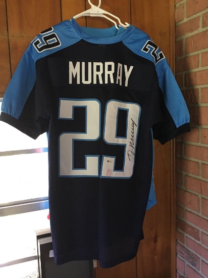 DeMarco Murray autographed jersey with Beckett authentication