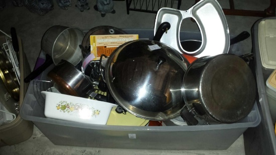Large lot of kitchen tools / pots / pans /etc