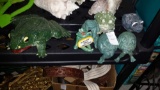 7 frog decor pieces, some damage see pictures.