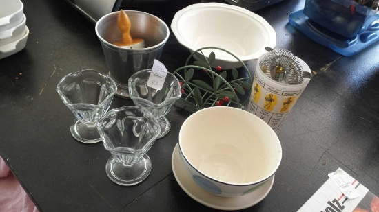 11 Pcs of Kitchen/Dining/Bar Items: Including 9in Pfaltzgraff Bowl