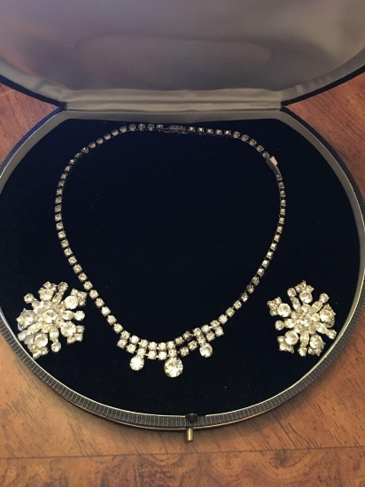 Stunning Kramer rhinestone necklace and earring set in large vintage case