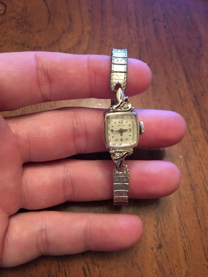 Vintage Hamilton 10k Gold ladies wristwatch. Runs
