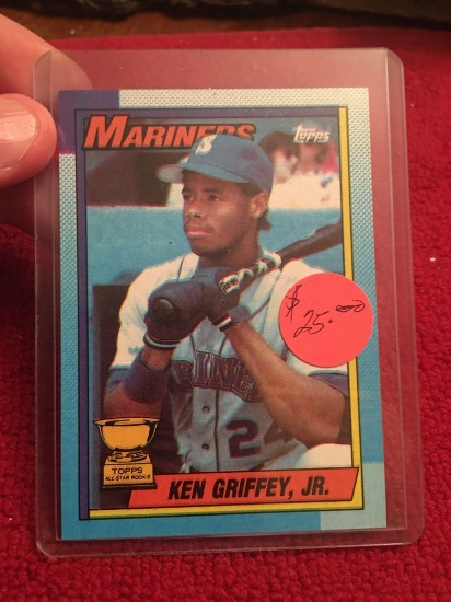 1990 Topps Ken Griffey Jr rookie card