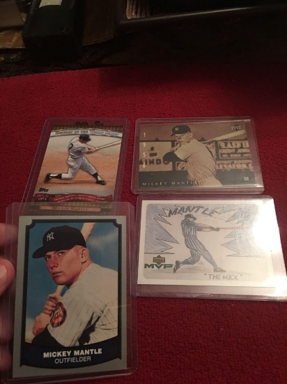 4 different modern Mickey Mantle baseball cards