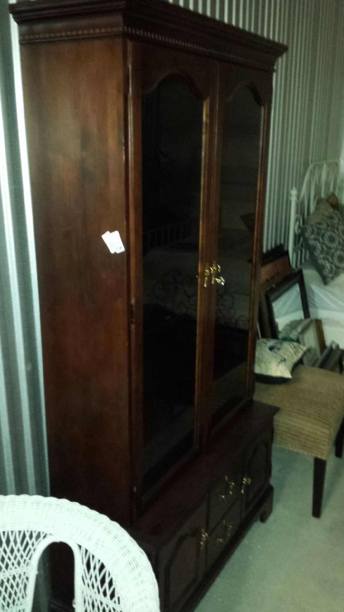 Antique Jasper 10 Gun Cabinet 493 Cherry Wood Auctions Online