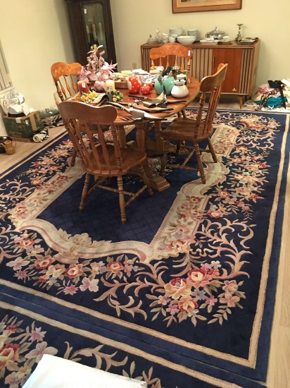 Large room size estate wool carpet. Vibrant colors