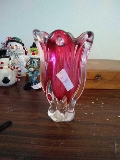 Beautiful red/pink glass vintage vase