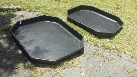 2 Large, Strong, Plastic Trays