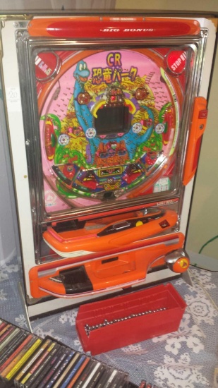 HEIWA Japanese Pinball Machine. Tested for Power