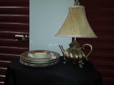 Golden Lot: Cute Teapot and Lamp and Plates