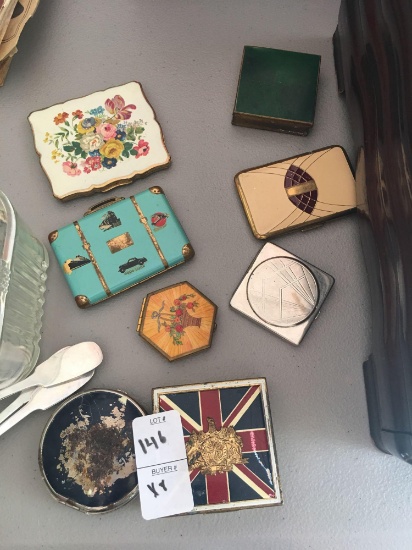 Nice lot of 8 vintage compacts including American made
