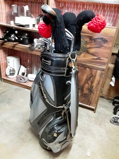 Vintage Gray Golf Bag with clubs: Walter Hagen