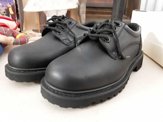 Black Leather Shoes, Size 8, SEARS, New
