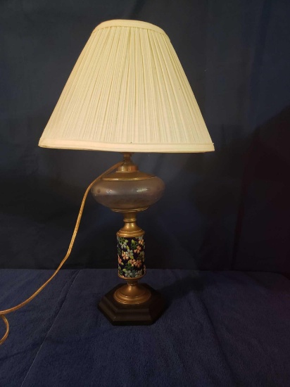 Vintage Floral Lamp