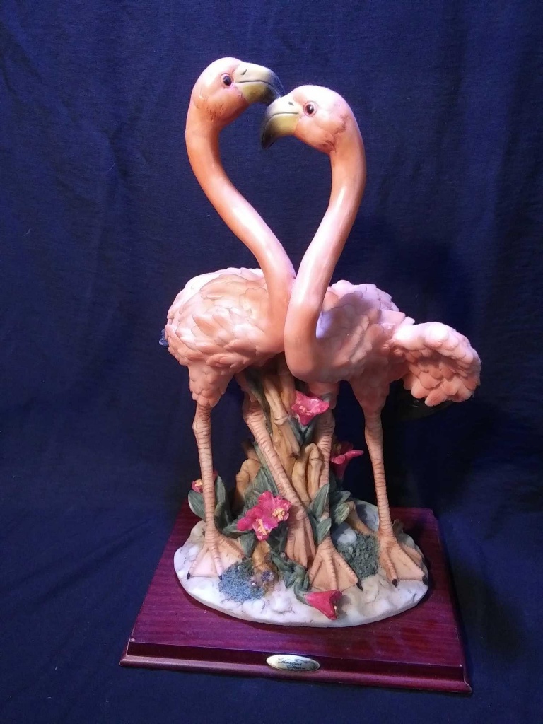 Montefiori Collection Pair Of Flamingos Large Figurine - Italy | Art,  Antiques & Collectibles Collectibles | Online Auctions | Proxibid
