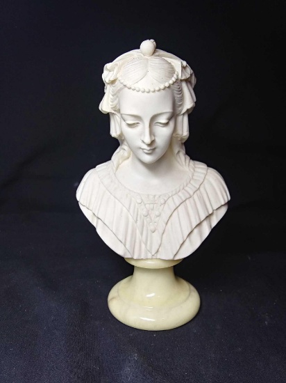 Angelica Maria / Lady with Pearls - Sculpture Bust by Arnaldo Giannelli