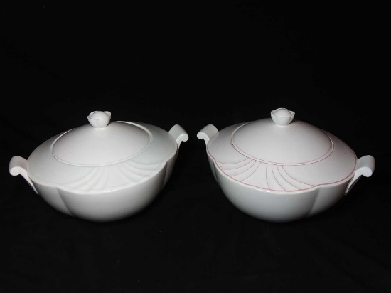 Pair of Villeroy & Boch Bone China Mettlach Delta/Palatino Tureens