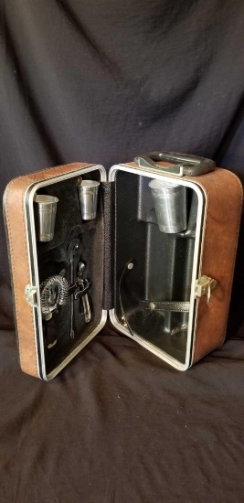 Travel liquor luggage kit