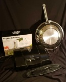 Cooking grouping including Wolfgang Puck Wok pan